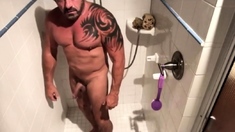 Guys Fuck In The Shower After Gym